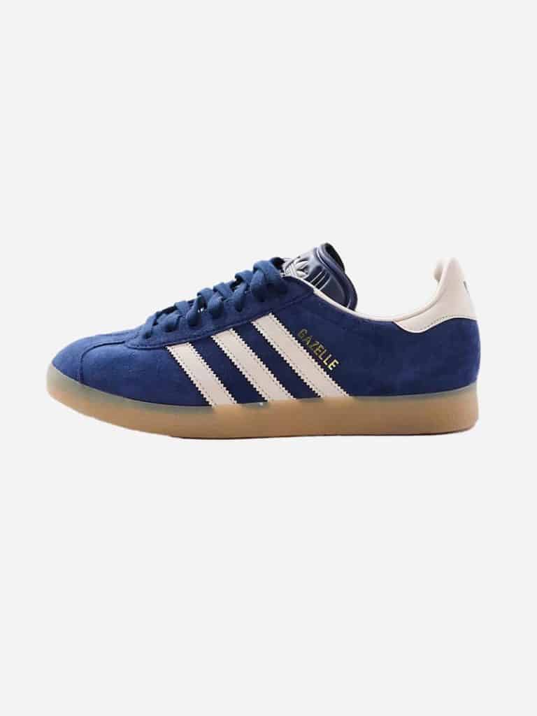 adidas gazelles
it girl shoes
trendy shoes